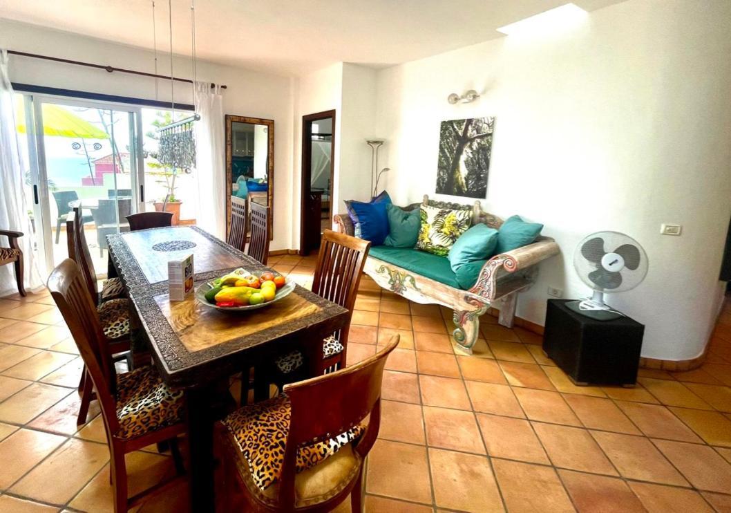 Ferienwohnung La Galeria Calera Exterior foto